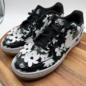 Nike Size 5Y Air Force 1 LV8 Flower Power  ‎ 0410